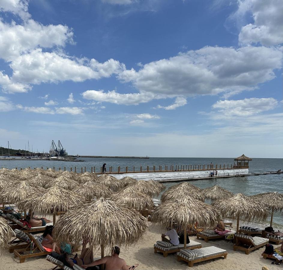 Privat Apartament Marina City Balchik Eksteriør billede
